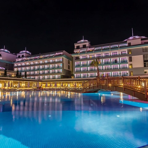 Naujieji metai Turkijoje: 5★ Sensitive Premium Resort viešbutis su viskas įskaičiuota už 